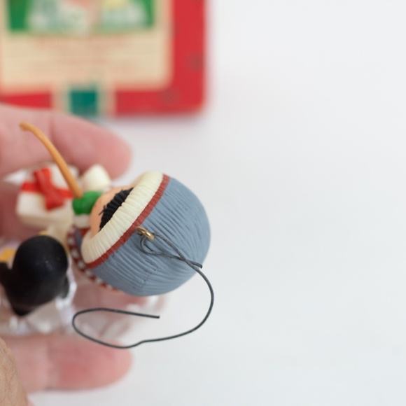 Hallmark 1984 Frosty Friends Ornament w/ Box – Vintage Keepsake - Picture 8 of 14